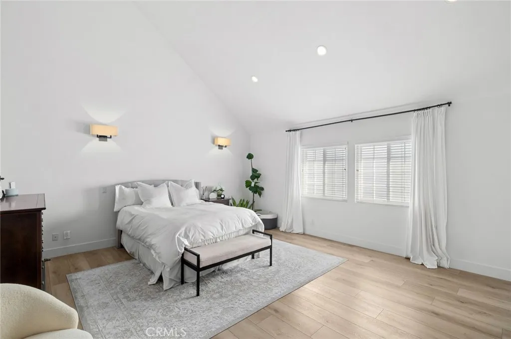 133 Cecil Place B, Costa Mesa, California 92627 home-pic-14