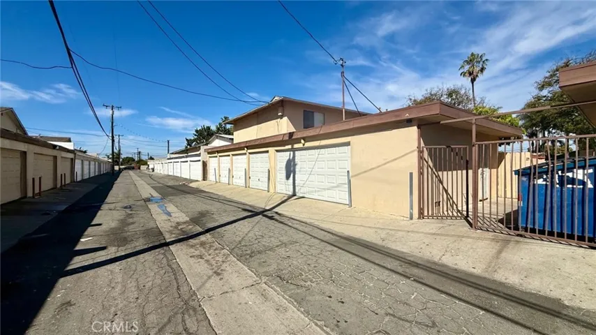 2258 W Colchester, Anaheim, California 92804