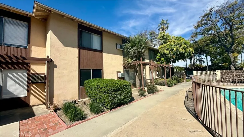 2258 W Colchester, Anaheim, California 92804