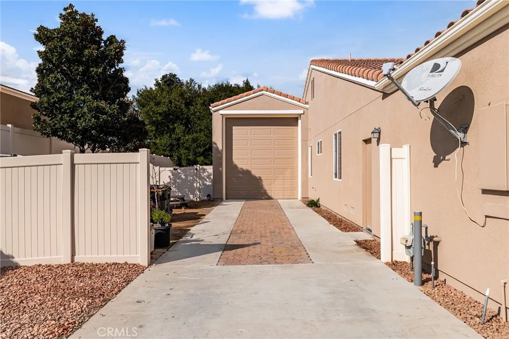 4683 Viaggio Circle, Jurupa Valley, California 92509 home-pic-49