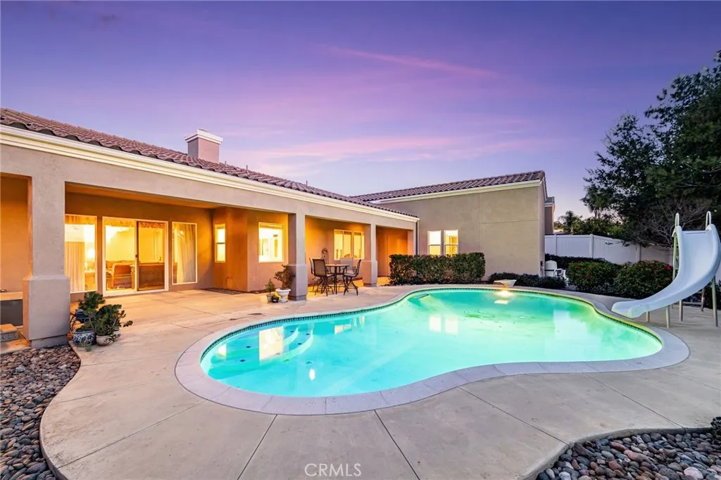 4683 Viaggio Circle, Jurupa Valley, California 92509 home-pic-6
