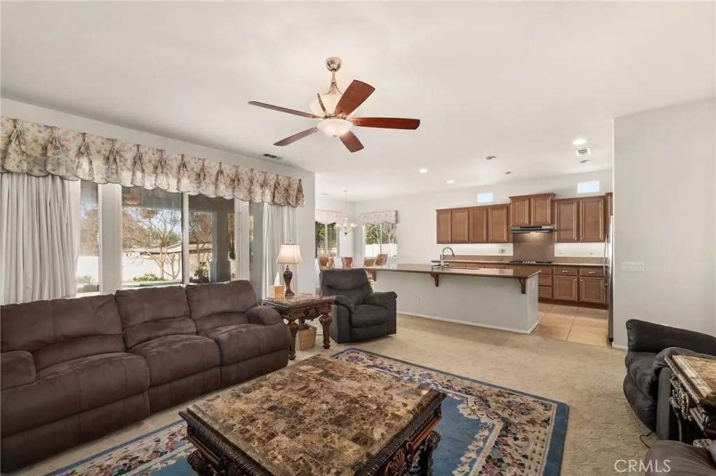 4683 Viaggio Circle, Jurupa Valley, California 92509 home-pic-16