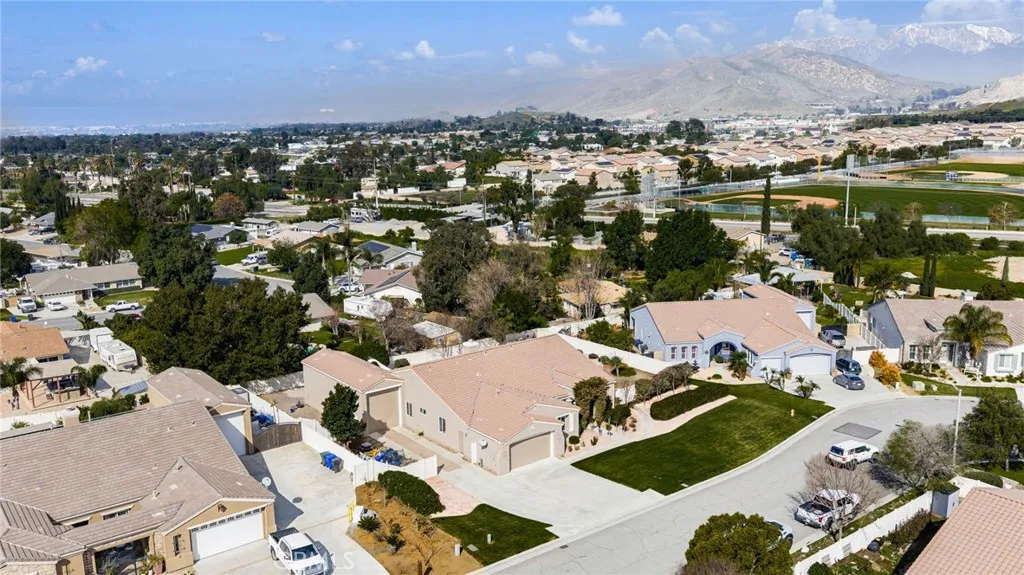 4683 Viaggio Circle, Jurupa Valley, California 92509 home-pic-58