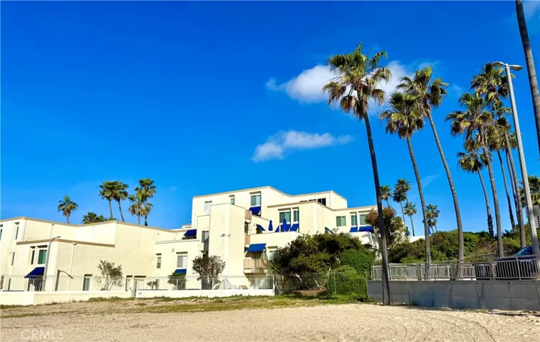 711 Pacific Coast Highway 324, Huntington Beach, California 92648