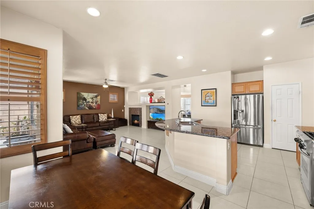 12554 Desert Springs, Eastvale, California 91752 home-pic-11
