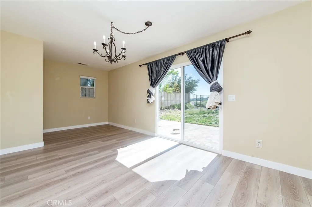 34137 Camelina, Lake Elsinore, California 92532 home-pic-12