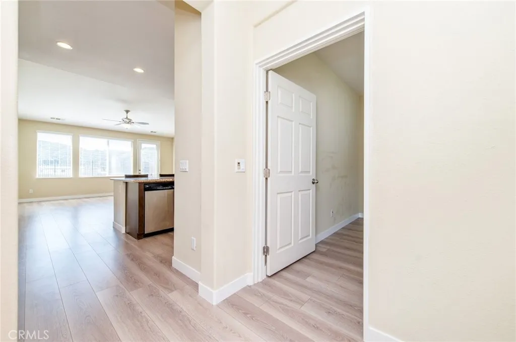 34137 Camelina, Lake Elsinore, California 92532 home-pic-3