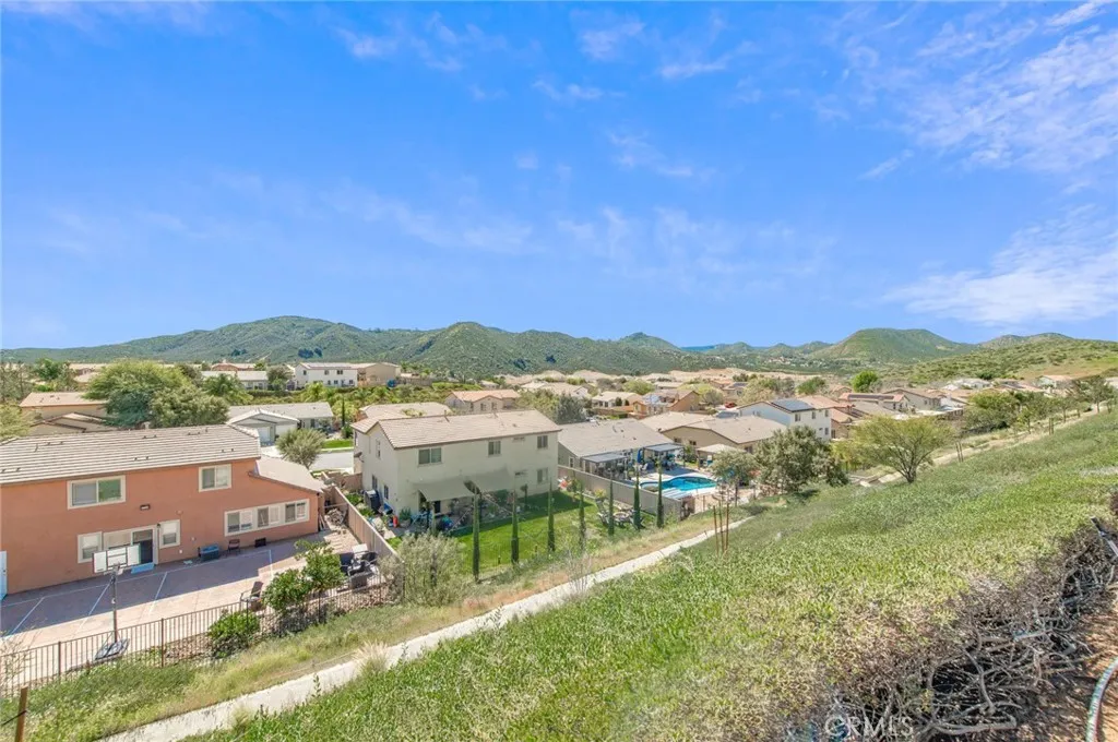 34137 Camelina, Lake Elsinore, California 92532 home-pic-31