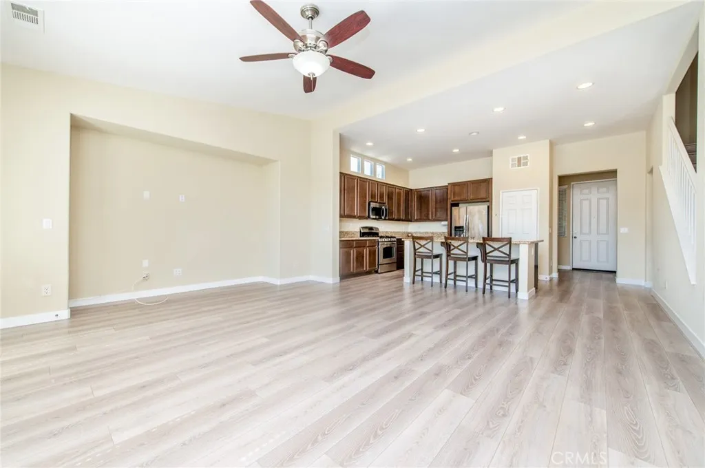34137 Camelina, Lake Elsinore, California 92532 home-pic-8