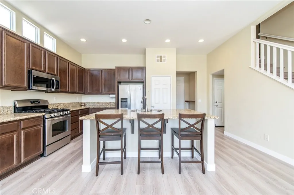 34137 Camelina, Lake Elsinore, California 92532 home-pic-5