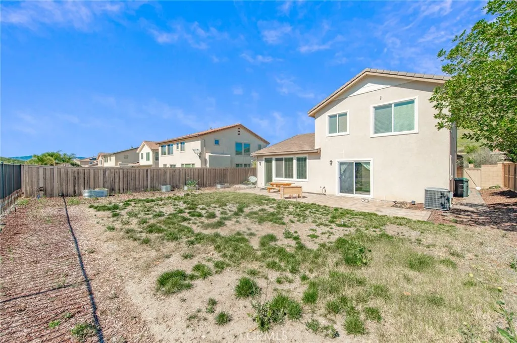 34137 Camelina, Lake Elsinore, California 92532 home-pic-28