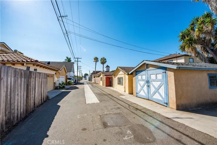 Alley way