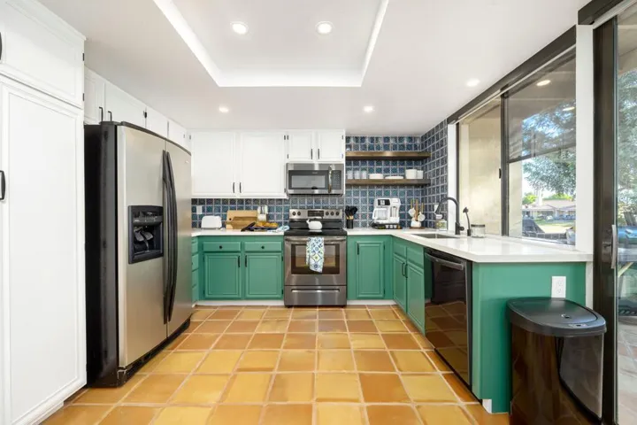 22-web-or-mls-FB_Monterey_1022_022
