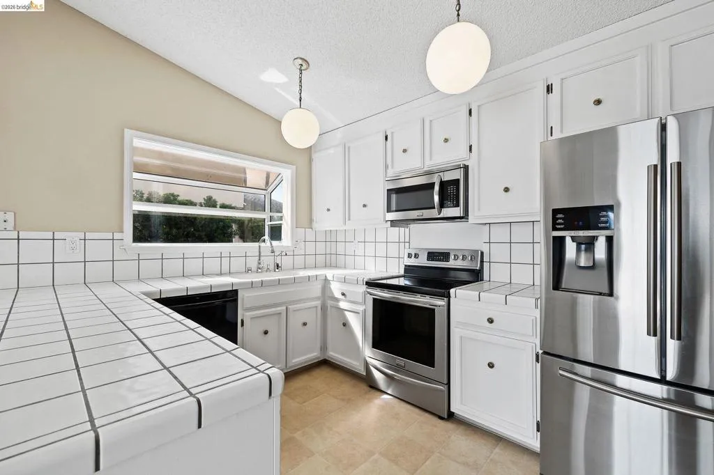 1147 1147 Willow Lake Rd, Discovery Bay, California 94505 home-pic-20