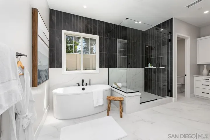 1720 California St., Oceanside, California 92054