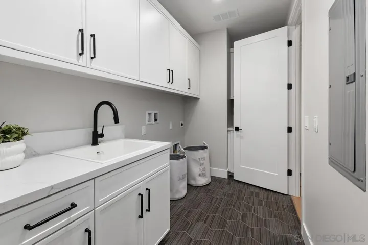 1720 California St., Oceanside, California 92054