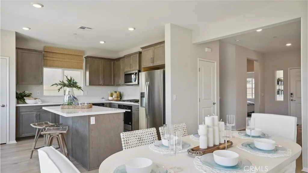 31312 Burflower Drive, Winchester, California 92596 home-pic-18