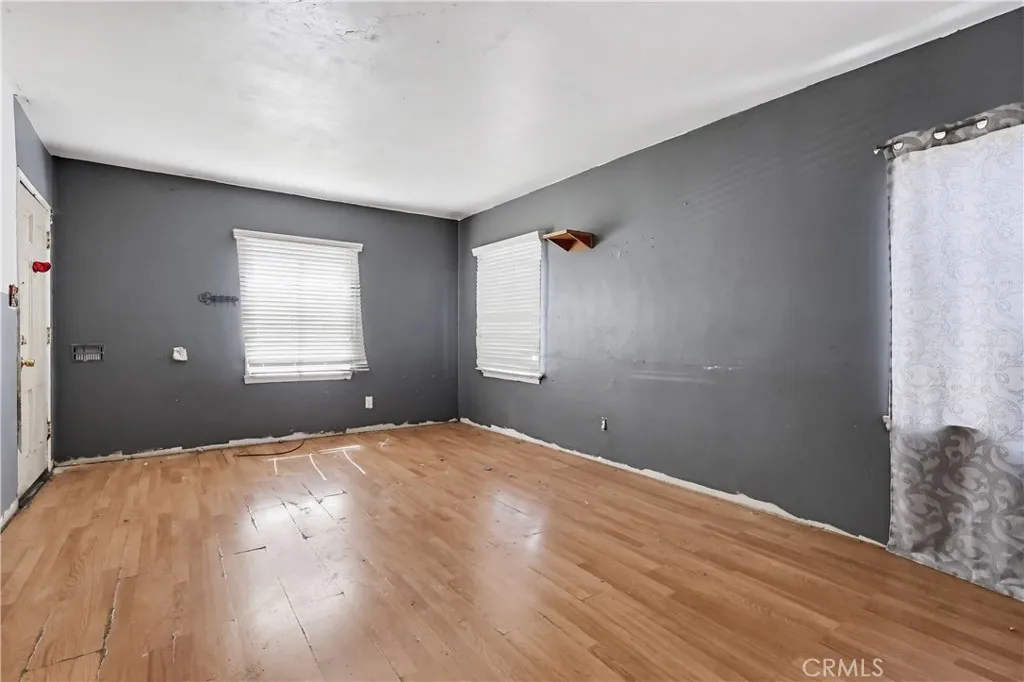 9949 Covello, Burbank, California 91504 home-pic-4