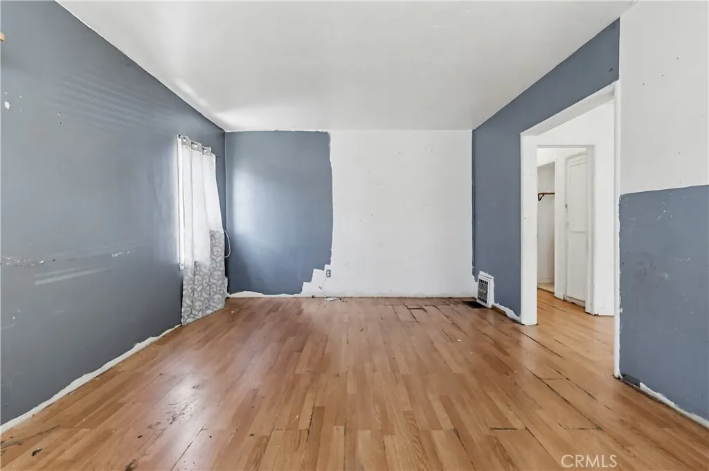 9949 Covello, Burbank, California 91504 home-pic-3