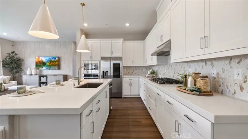 Photos shown are of model only- not actual homesite.