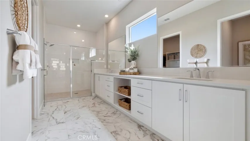 Photos shown are of model only- not actual homesite.