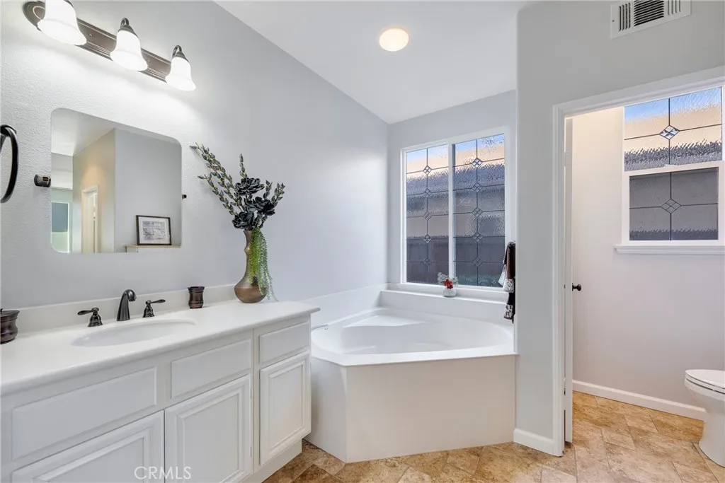 Primary Suite Bathroom