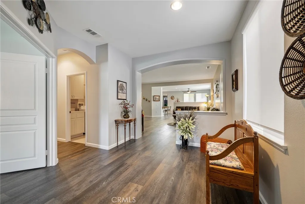 Entry way