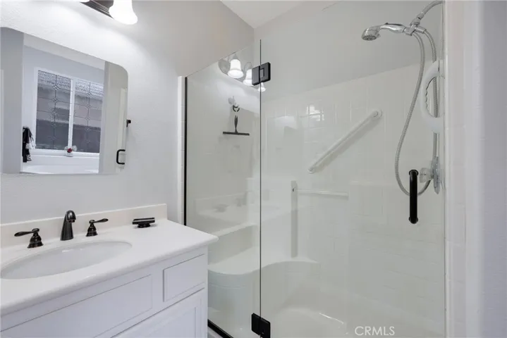 Primary Suite Bathroom