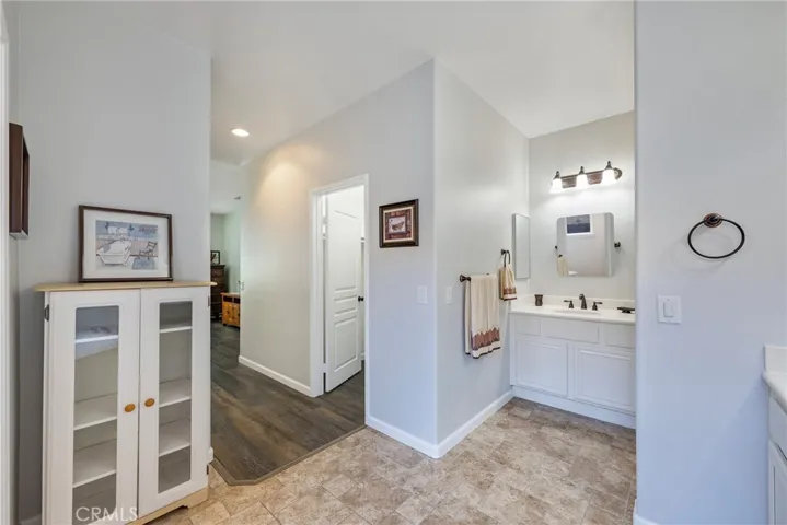 Primary Suite Bathroom