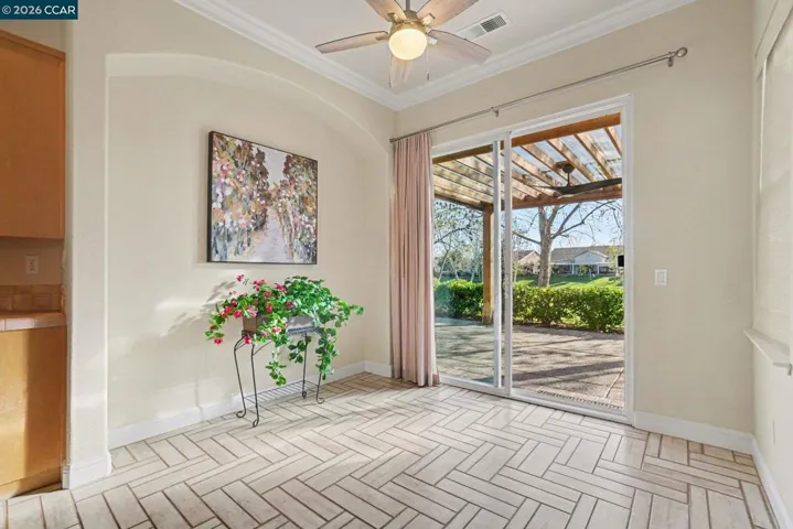 Breakfast nook