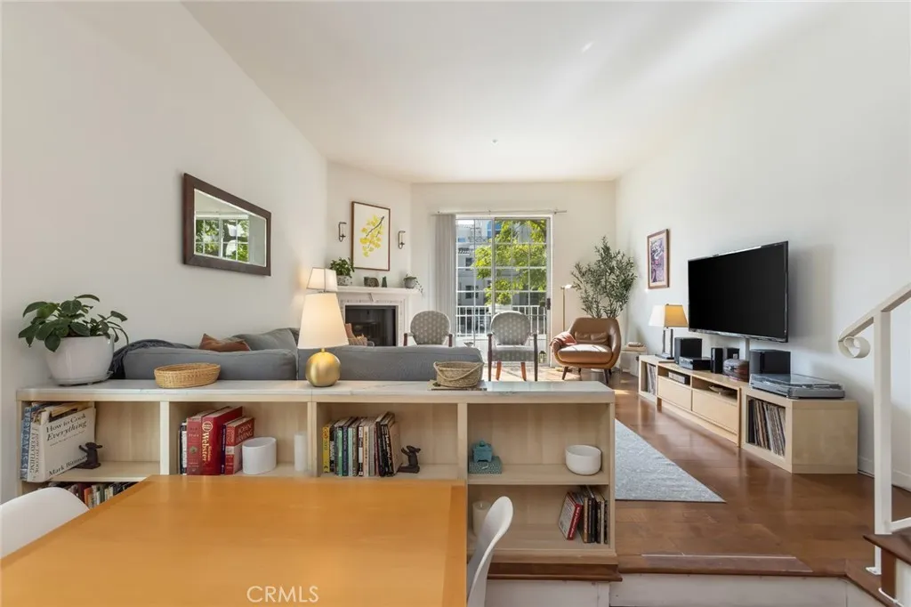 11445 Moorpark, Studio City, California 91602 home-pic-28