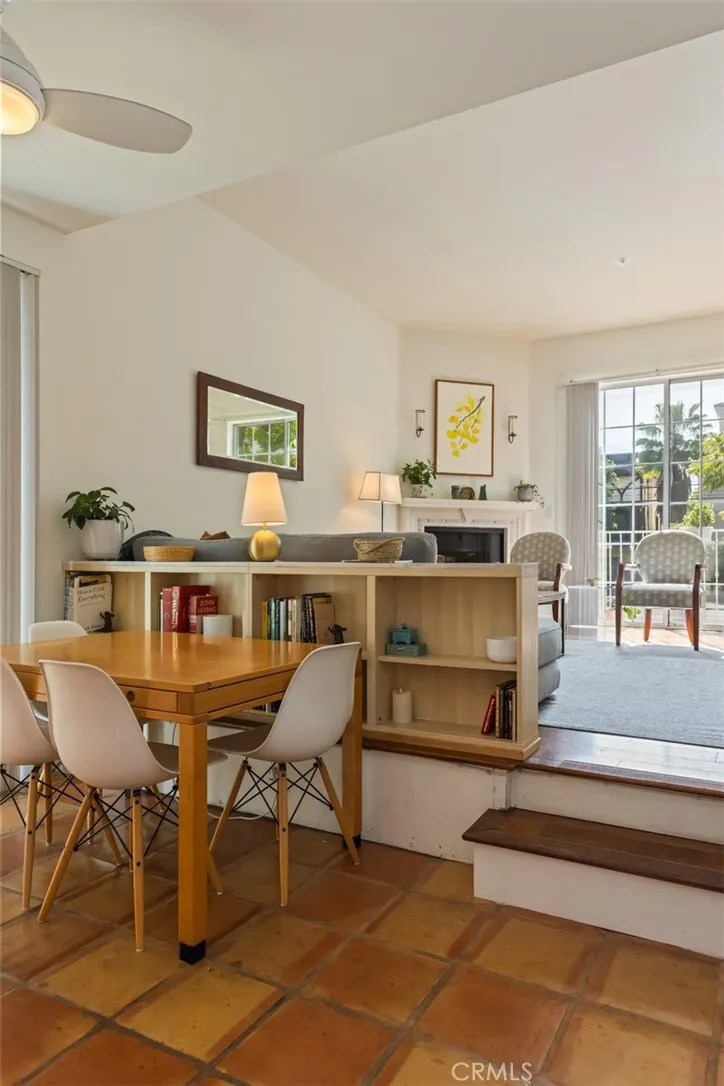 11445 Moorpark, Studio City, California 91602 home-pic-10