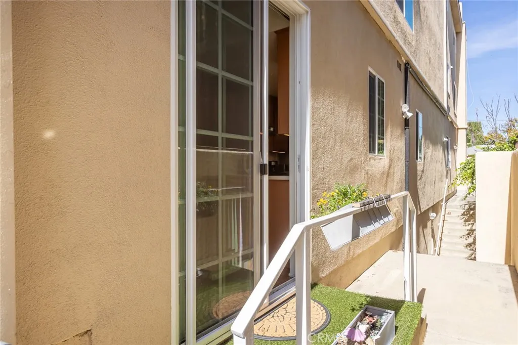 11445 Moorpark, Studio City, California 91602 home-pic-27