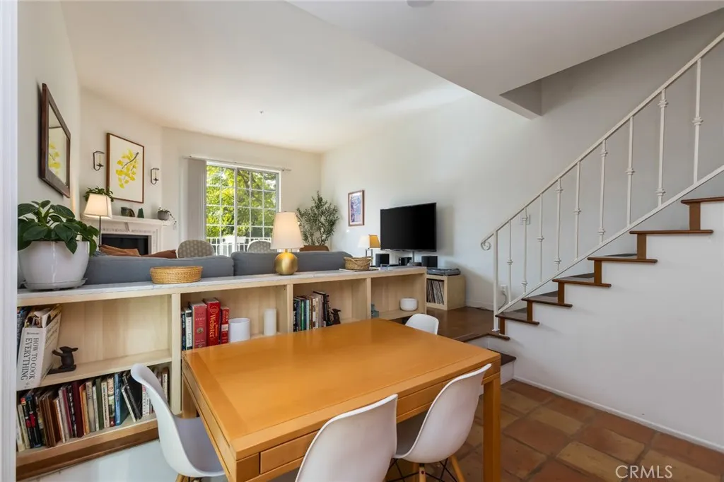 11445 Moorpark, Studio City, California 91602 home-pic-21