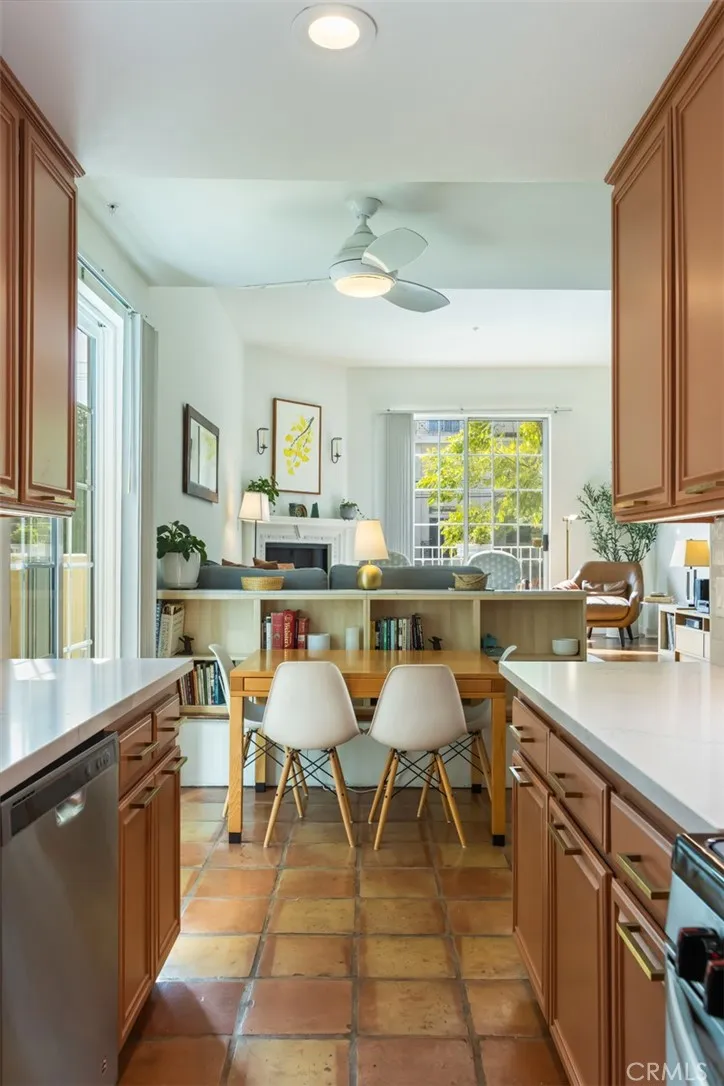 11445 Moorpark, Studio City, California 91602 home-pic-20