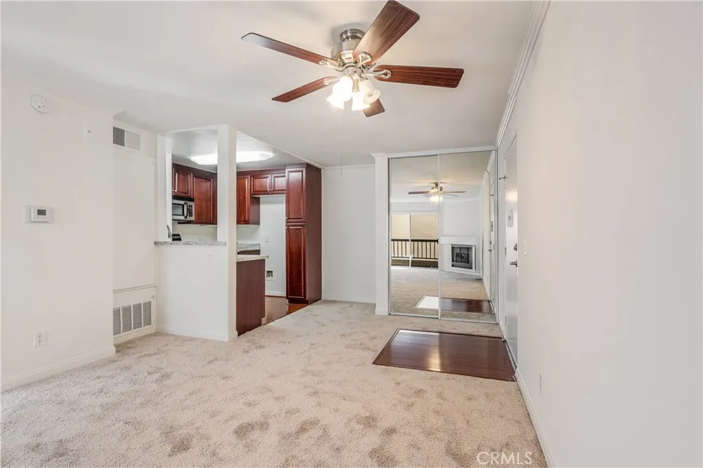 5535 Canoga Avenue 218, Woodland Hills, California 91367 home-pic-5