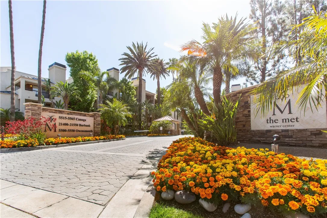 5535 Canoga Avenue 218, Woodland Hills, California 91367 home-pic-25