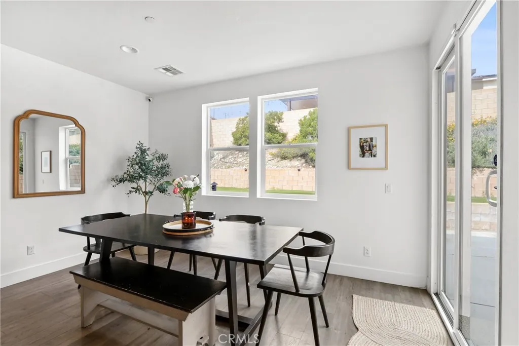 17000 Jeanne, Fontana, California 92336 home-pic-9