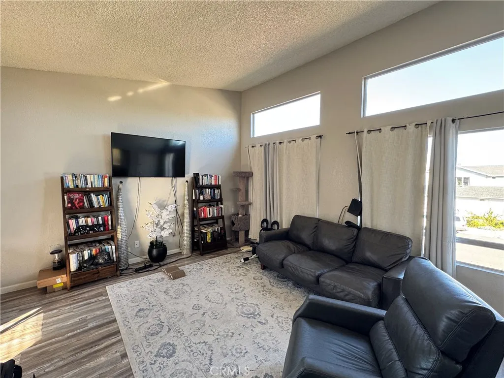 590 S 6th, Grover Beach, California 93433 home-pic-27