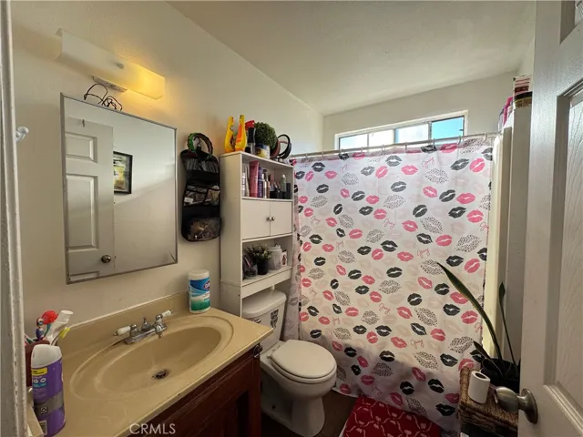 Unit A Bathroom