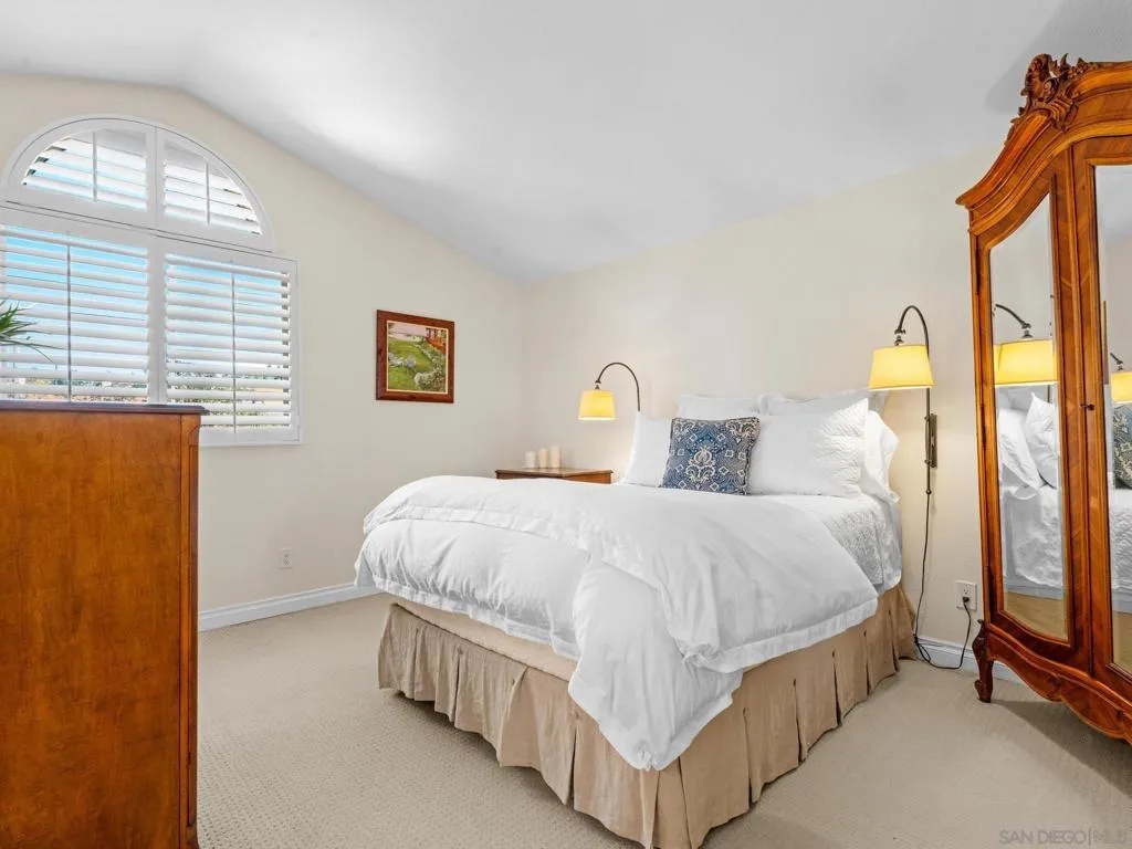 8434 Corte Fragata, San Diego, California 92129 home-pic-16