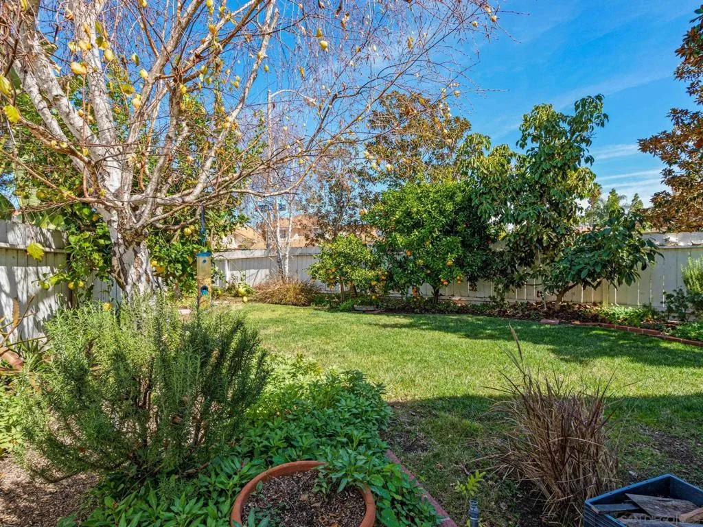 8434 Corte Fragata, San Diego, California 92129 home-pic-28