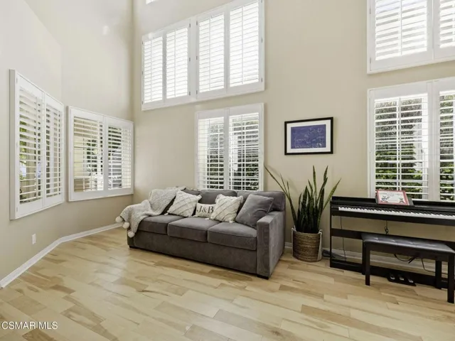 9-010_F8_3683 Mapleknoll Pl