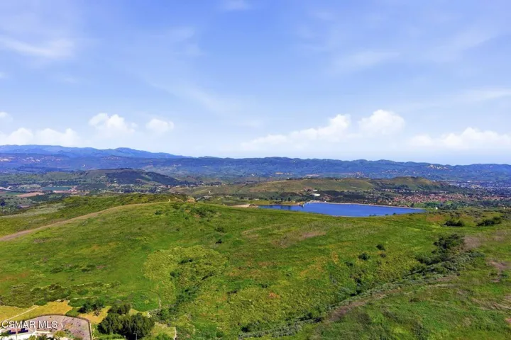 69-016_F8_AERIAL_3683 Mapleknoll Pl