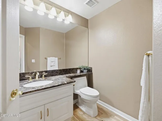 21-F8_3683 Mapleknoll Pl