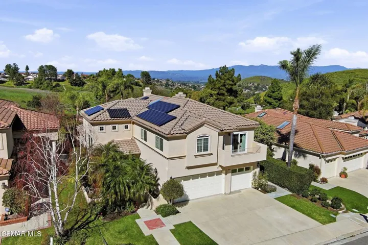 4-003_F8_AERIAL_3683 Mapleknoll Pl