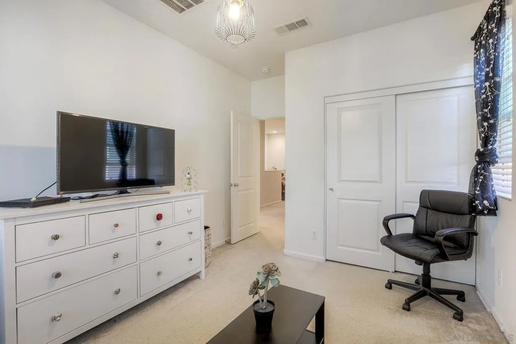 35430 Marabella Ct, Winchester, California 92596 home-pic-19