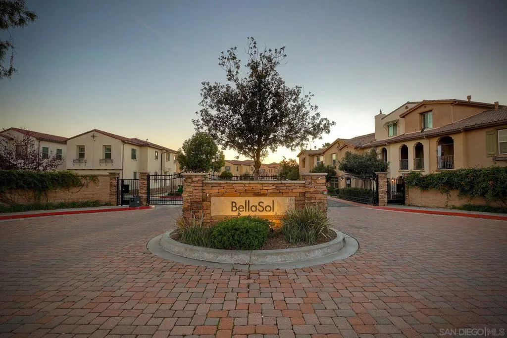 35430 Marabella Ct, Winchester, California 92596 home-pic-22