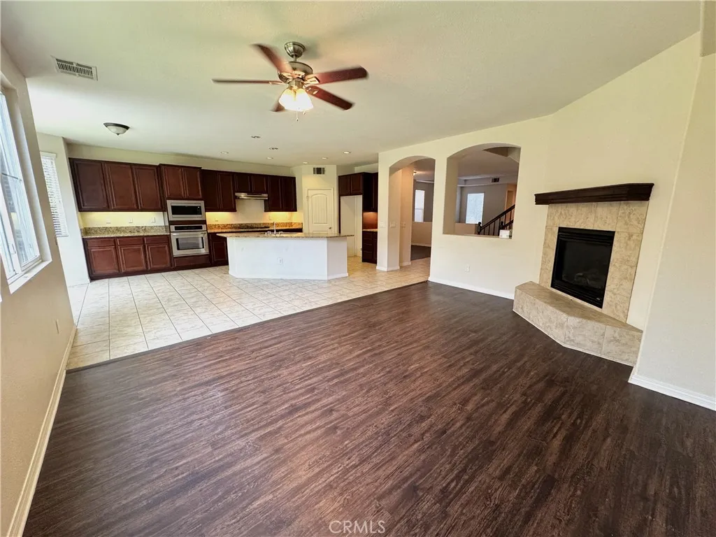 40277 Jacob Way, Murrieta, California 92563 home-pic-7
