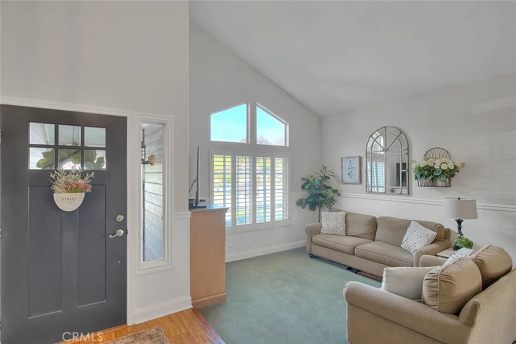 15489 Quiet Oak, Chino Hills, California 91709 home-pic-7